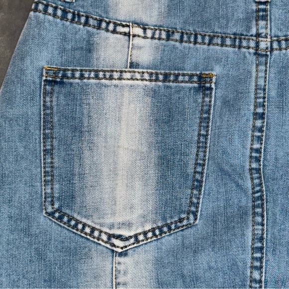 New with Tag Le Lis Collection Denim Mini Skirt Size Small - Picture 8 of 9